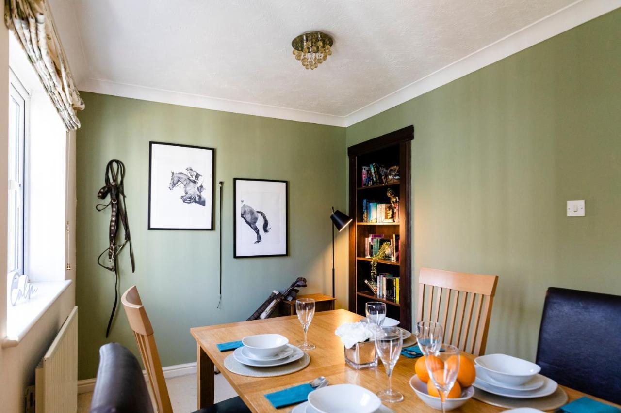 Chichester Retreat House With Free Parking Εξωτερικό φωτογραφία