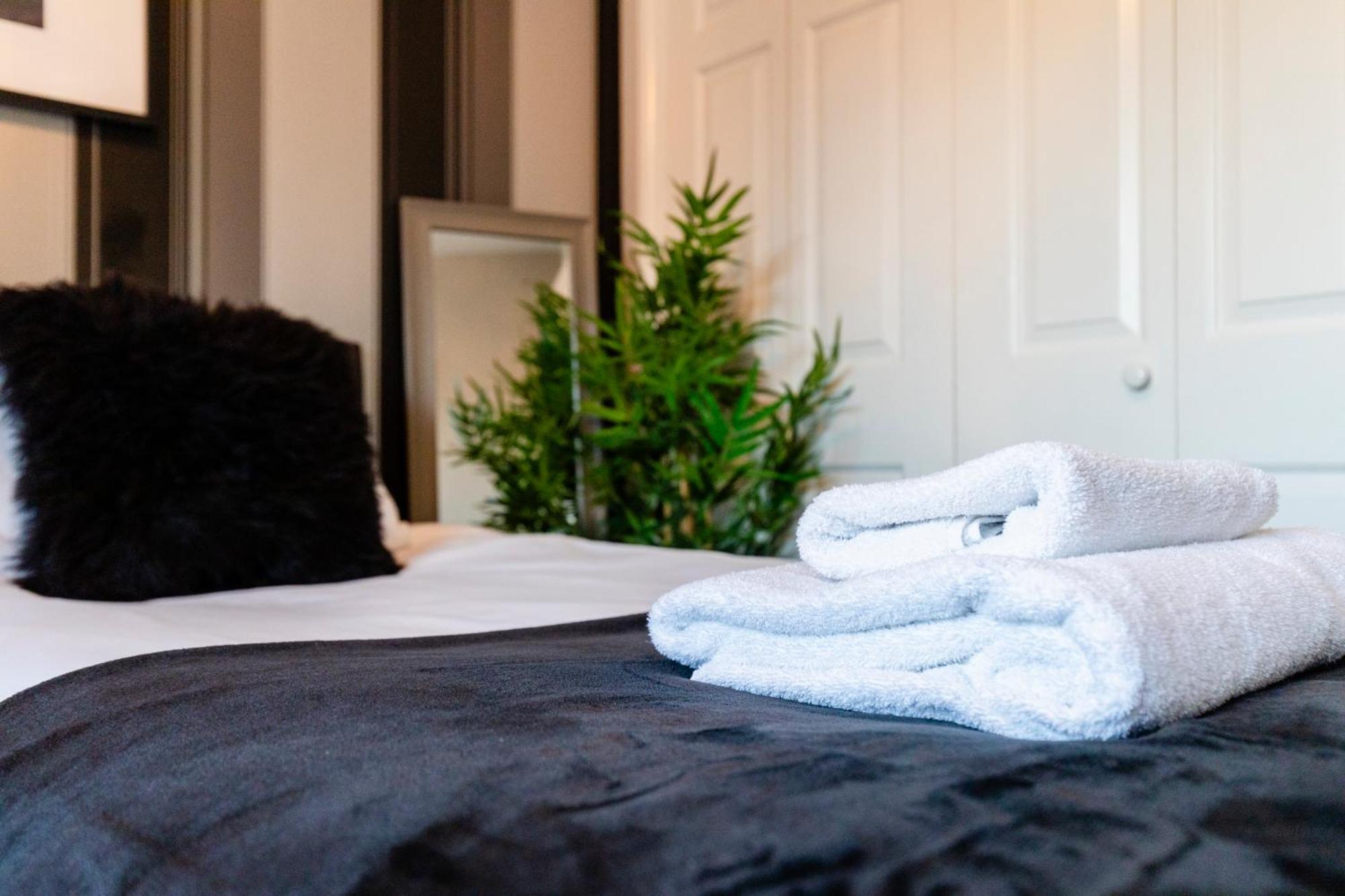 Chichester Retreat House With Free Parking Εξωτερικό φωτογραφία