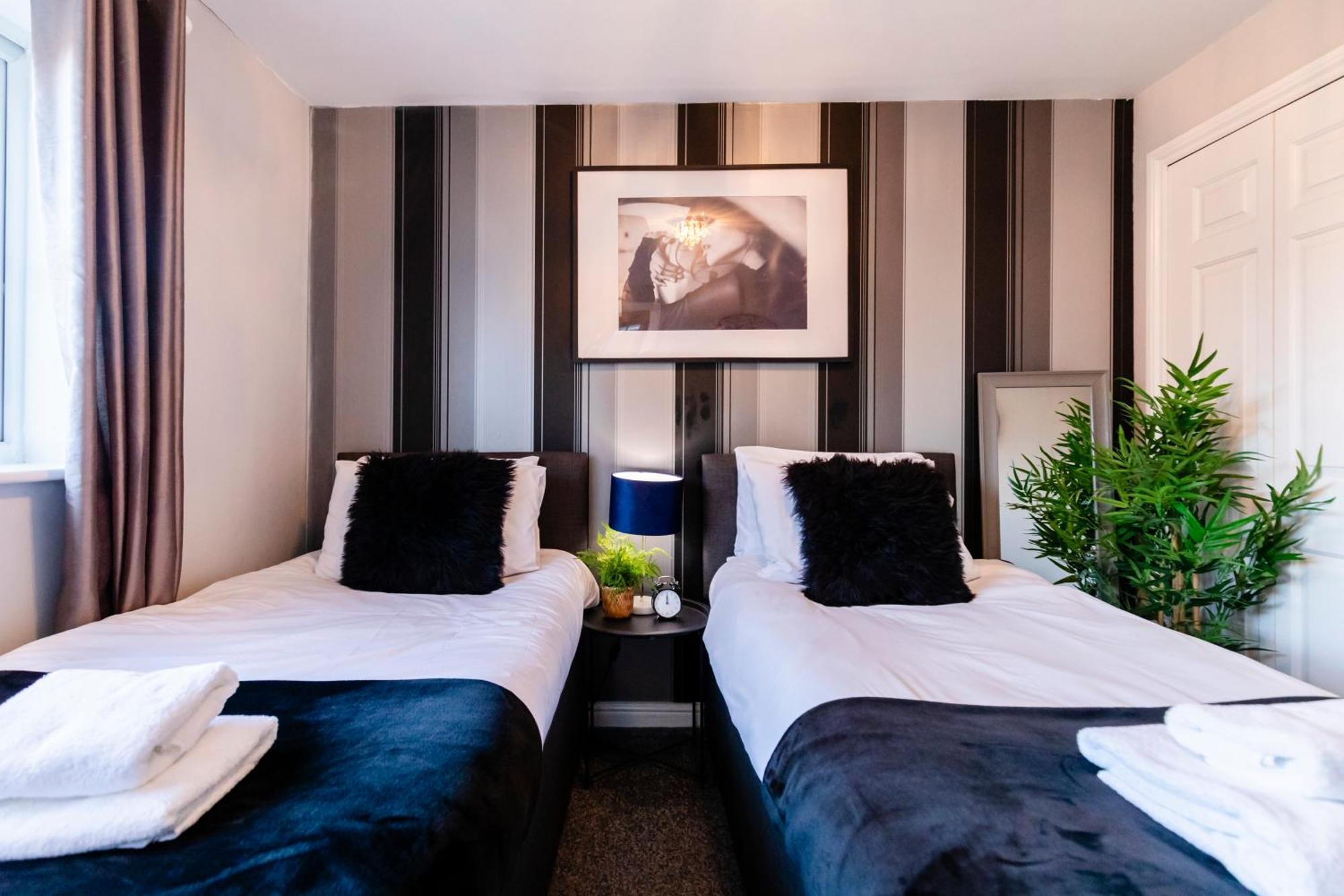 Chichester Retreat House With Free Parking Εξωτερικό φωτογραφία